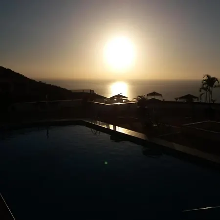 Maddy 3ch 2sdb Piscine Chauffee Heated Pool * 阿德耶